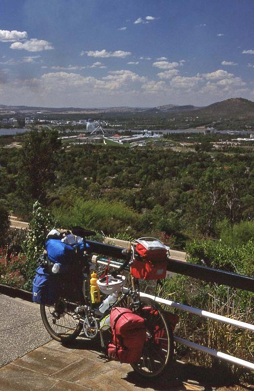 WT 0400 062-02 Australia.jpg